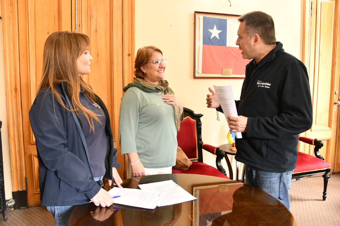 Estudiante del Liceo Juan Bautista Contardi de Punta Arenas recibió beca SIPEE de la Universidad de Chile