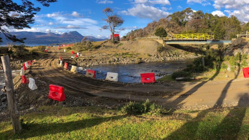 Delegación Antártica Chilena coordina soluciones para tramos afectados en rutas de Isla Navarino   