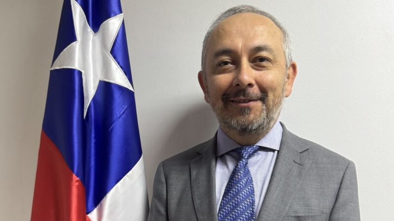 Carlos Olave Solar asume como SEREMI de Ciencia, Tecnología, Conocimiento e Innovación de Magallanes