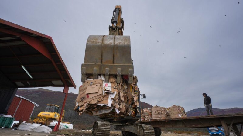 Cabo de Hornos consolida liderazgo regional en reciclaje con nuevo envío de residuos desde Puerto Williams