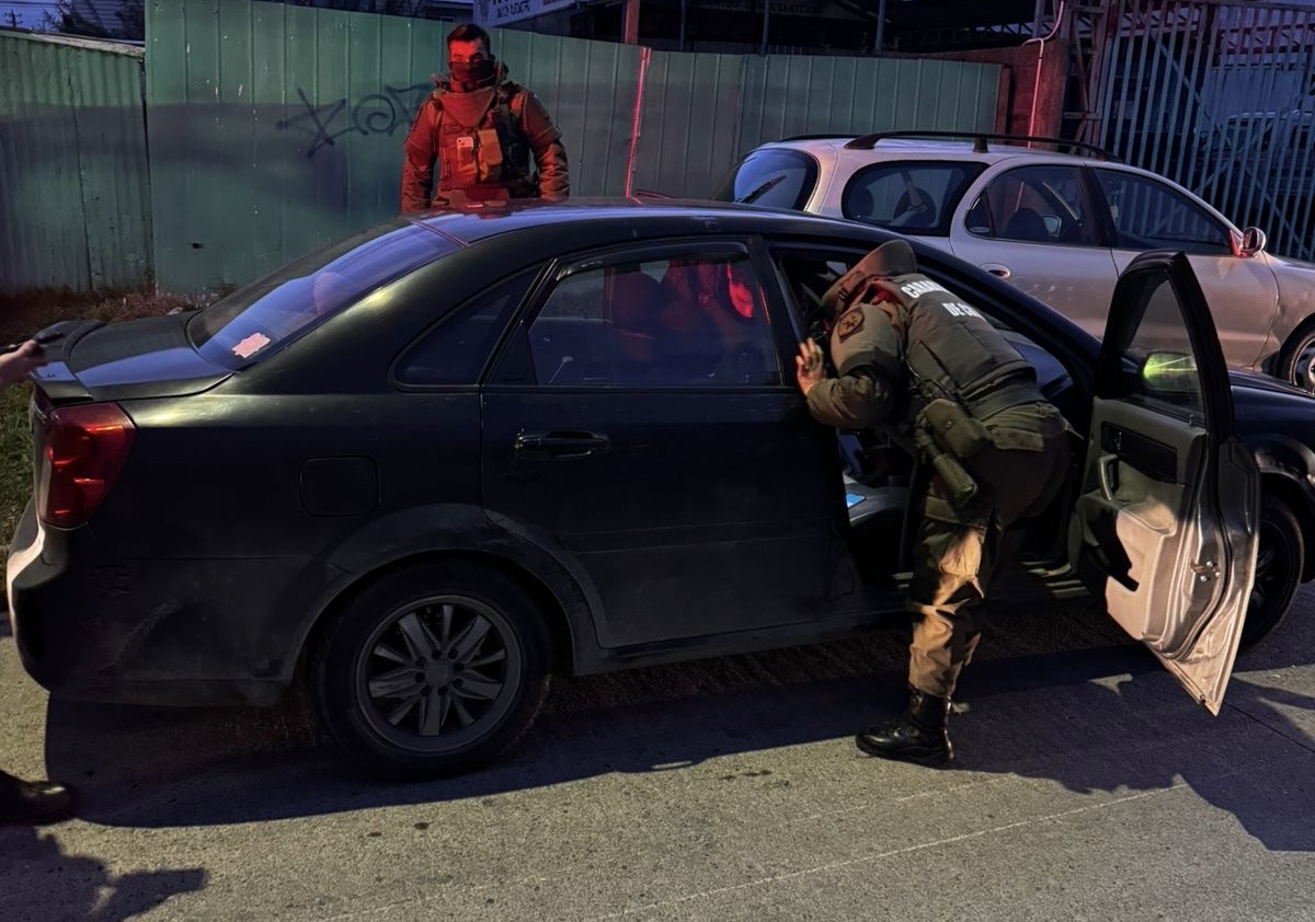 Conductor ebrio y bajo drogas fue detenido tras persecución en Punta Arenas