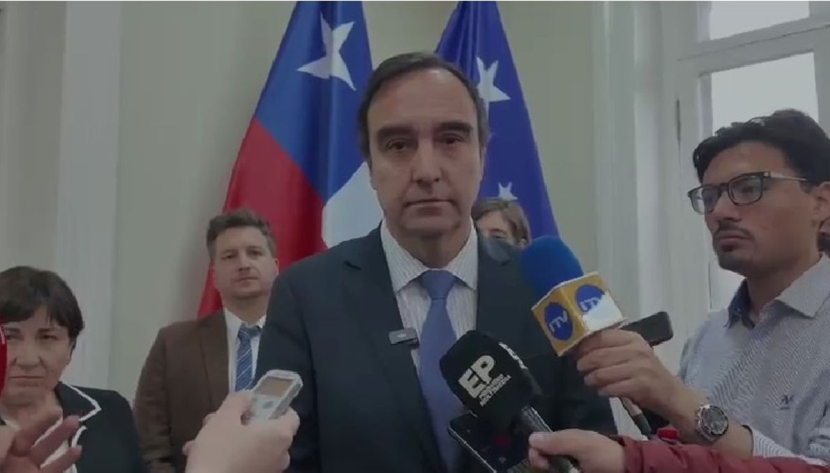 Gobernador Jorge Flies descarta cualquiera irregularidad o falta a la probidad ante solicitud de Contraloría por adquisición de vivienda para el Servicio Mejor Niñez
