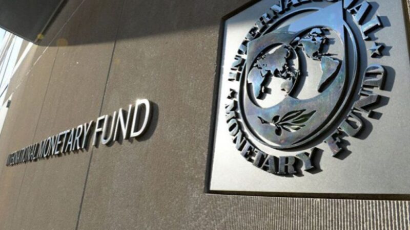 Fondo Monetario Internacional pronostica impacto por alzas de precios de combustibles en la región latinoamericana