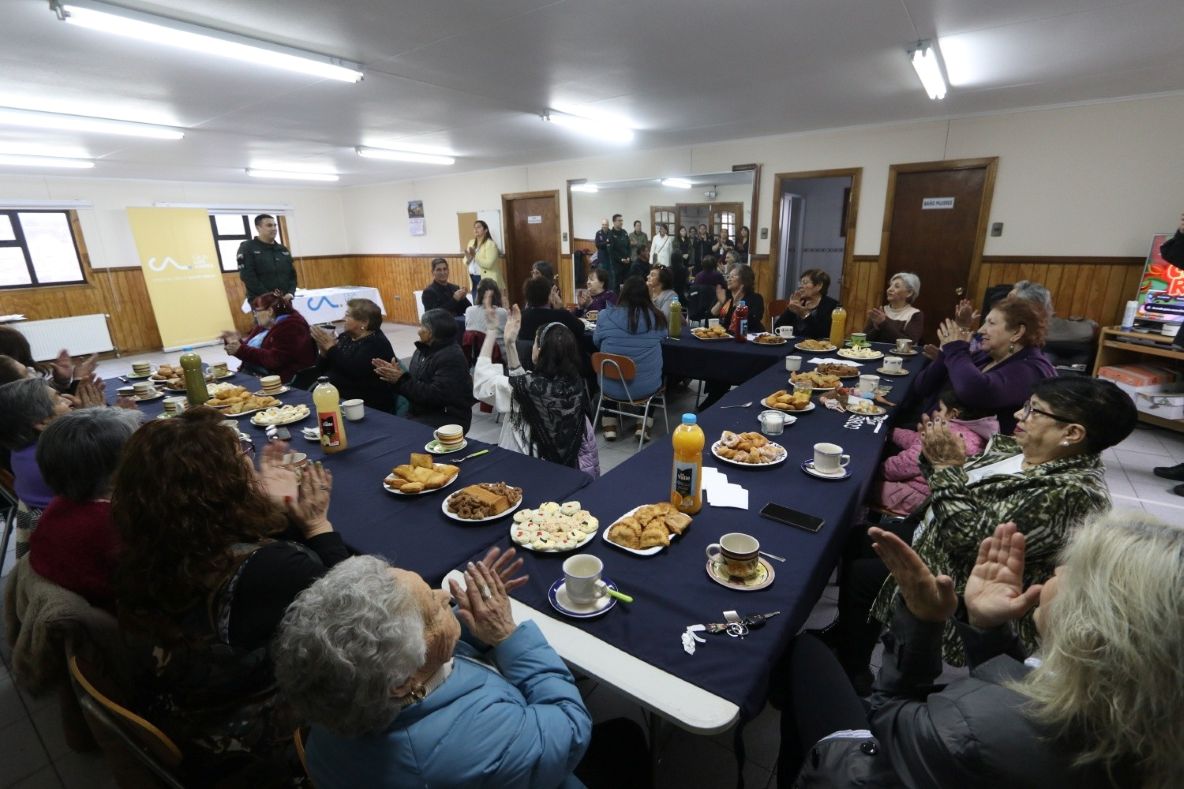 Delegada Provincial de Tierra del Fuego participa en convivencia por Día de la Madre en Porvenir