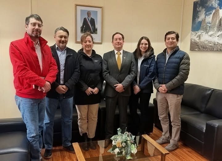 Representantes de las empresas salmoneras se reunieron con el Delegado Provincial de Ultima Esperanza