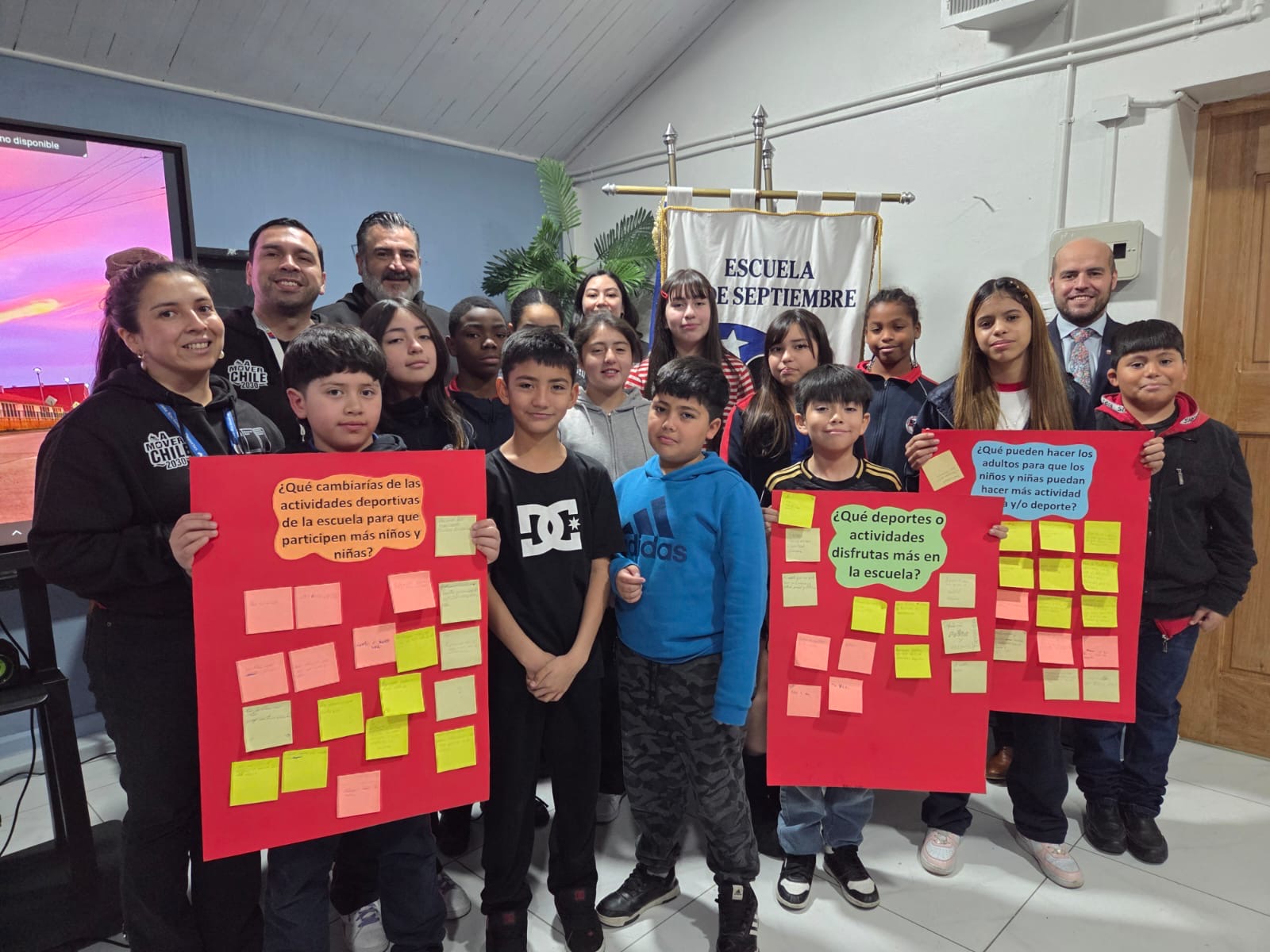 Estudiantes de la Escuela 18 de septiembre fueron protagonistas en Cabildo Participativo CEM