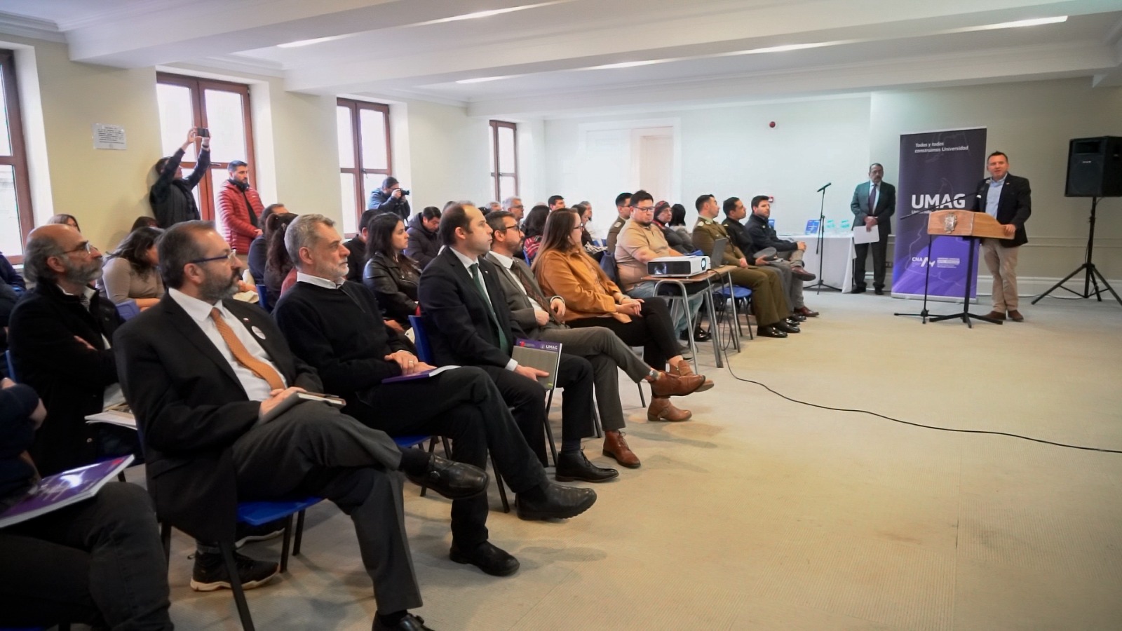 Encuentro público-privado busca impulsar la conservación del patrimonio del Cementerio Municipal de Punta Arenas