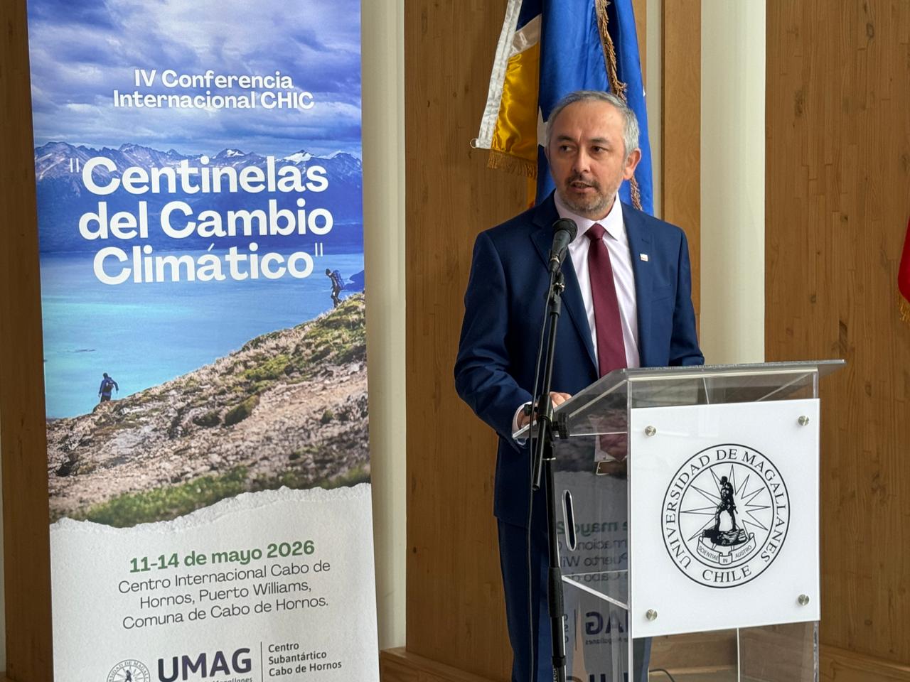 En conferencia CHIC: Seremi Carlos Olave realzó a Puerto Williams como capital de la ciencia subantártica