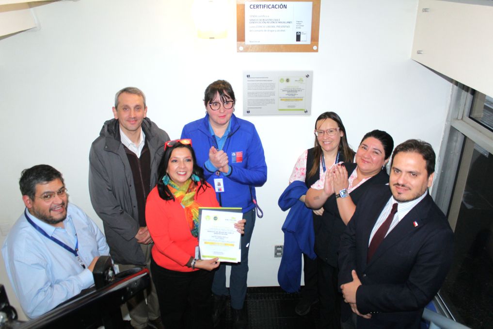 Servicio de Registro Civil de Punta Arenas recibió importante certificación de la Mutual de Seguridad