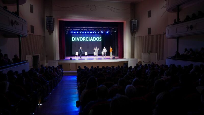 Municipio destaca masiva asistencia en Punta Arenas al estreno de “Divorciados 2.0”