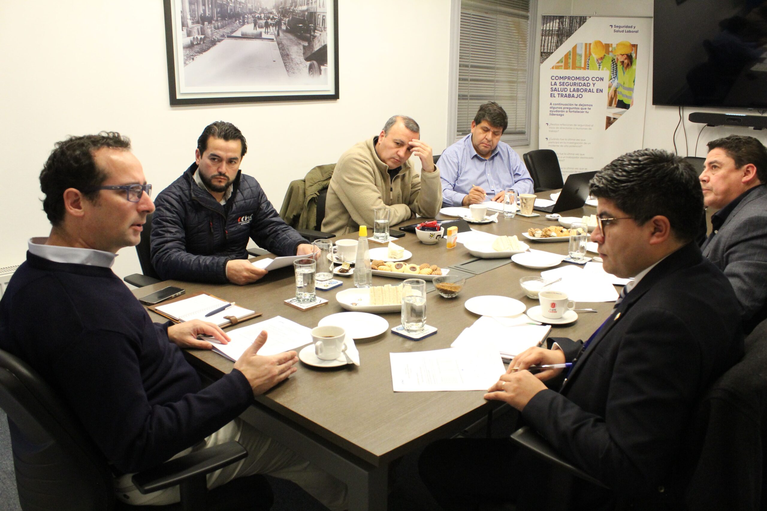CChC Magallanes advierte riesgo para el empleo y la inversión en reunión con Seremi de Gobierno