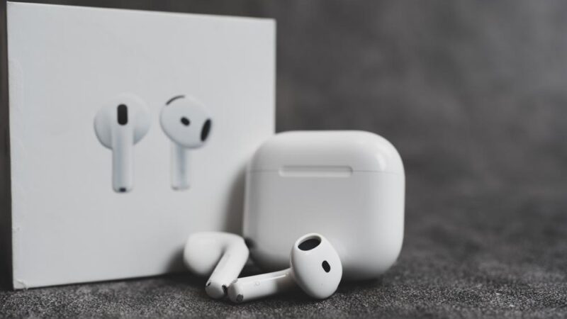 Apple AirPods 4: qué cambia en la cuarta generación de los auriculares inalámbricos de Apple