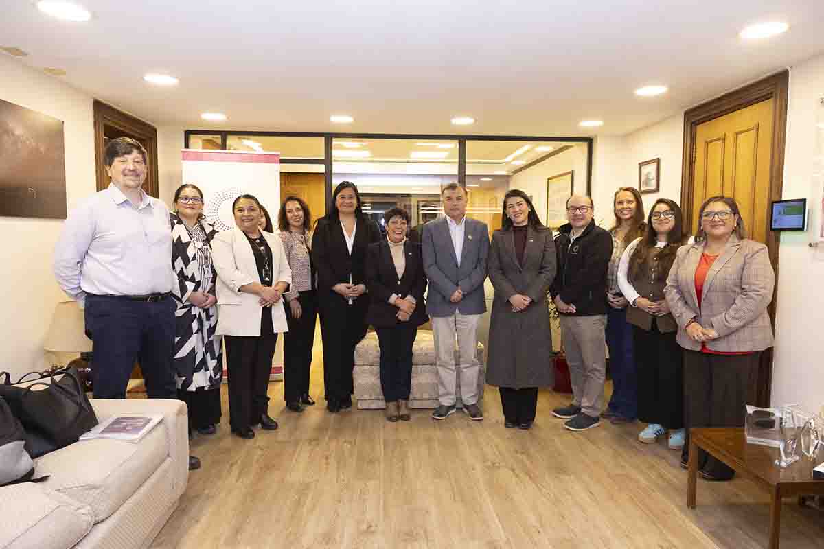 Subsecretaria de la Mujer destaca avances de Enap Magallanes en equidad de género y conciliación laboral