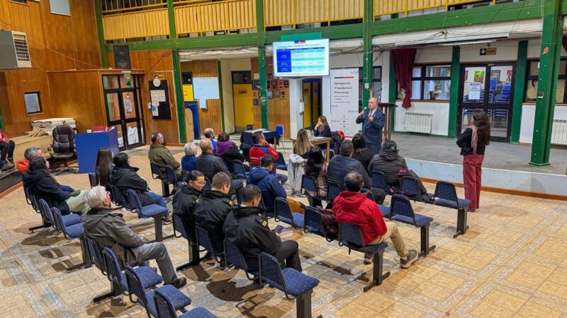Con éxito se desarrolló reunión abierta para analizar el servicio marítimo subsidiado que une Puerto Williams con Punta Arenas