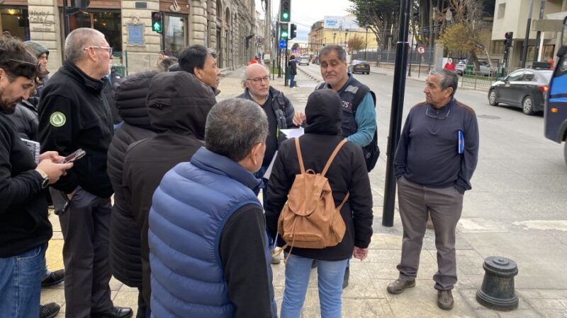 En participación ciudadana vecinos, gremios y servicios conocen proyecto de diseño de pistas exclusivas para el transporte público en Punta Arenas