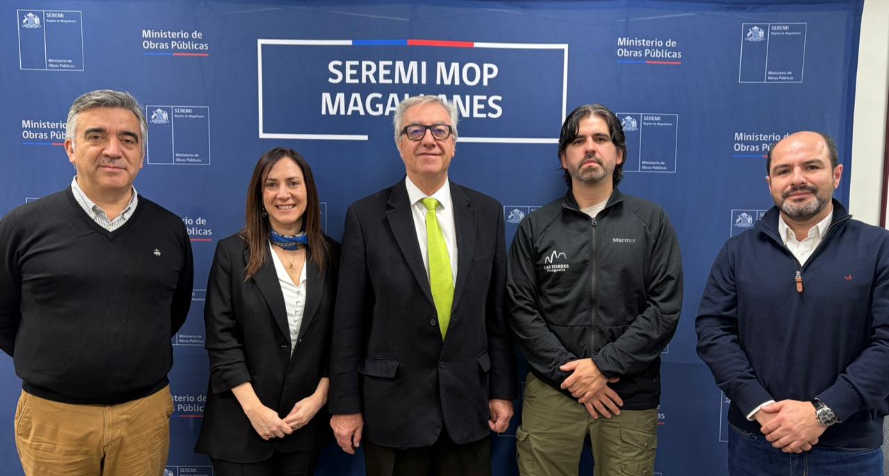 Asociación de Hoteles y Servicios Turísticos de Torres del Paine (HYST), sostuvo una reunión de trabajo con el Seremi de Obras Públicas de Magallanes Alejandro Marusic