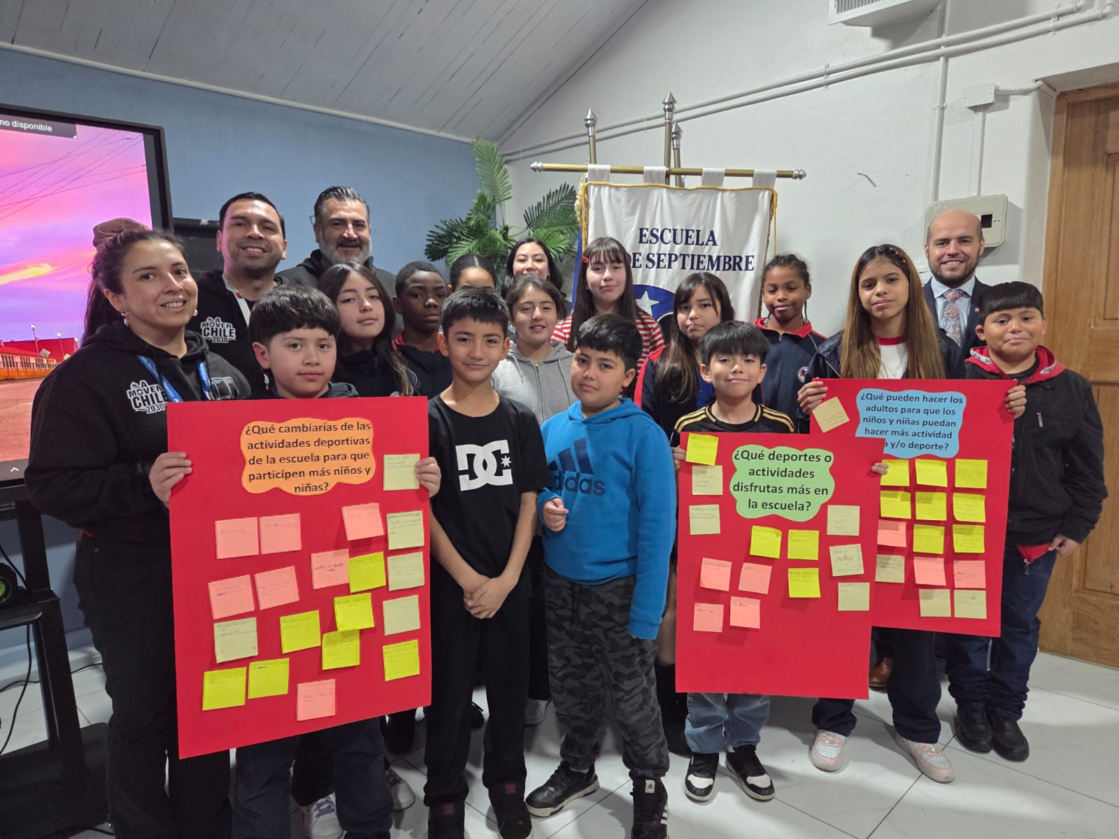 Estudiantes de la Escuela 18 de septiembre fueron protagonistas en Cabildo Participativo CEM
