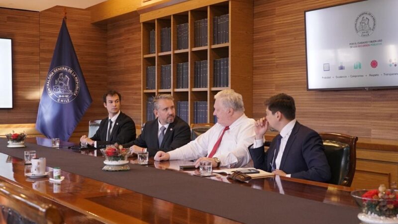 Senador Kusanovic y diputado Riquelme se reúnen con Contralora Dorothy Pérez para abordar investigaciones y fiscalizaciones en la región