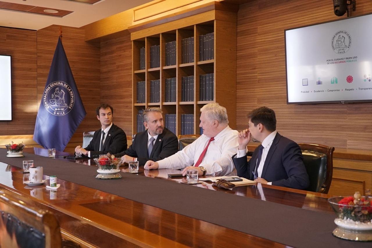 Senador Kusanovic y diputado Riquelme se reúnen con Contralora Dorothy Pérez para abordar investigaciones y fiscalizaciones en la región