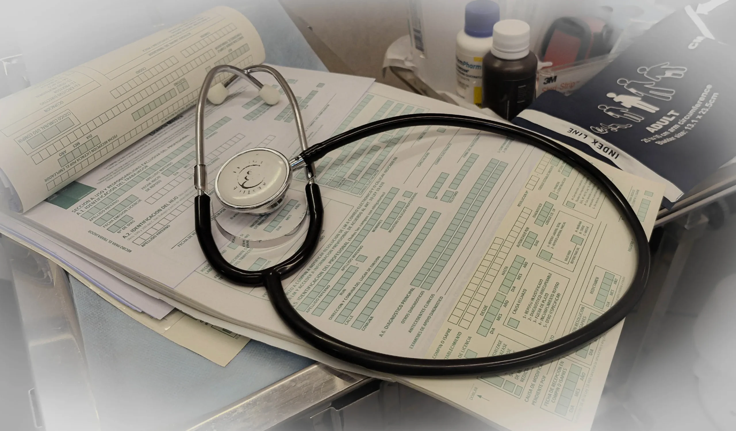 COLMED propone en el Senado eliminar días de carencia de licencias médicas