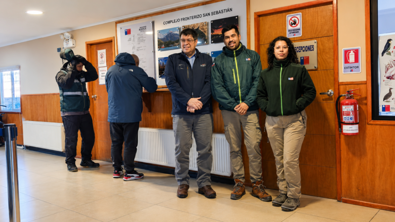 Seremi de Agricultura destaca labor del SAG en resguardo sanitario y fortalecimiento de las exportaciones regionales tras visita a complejos fronterizos