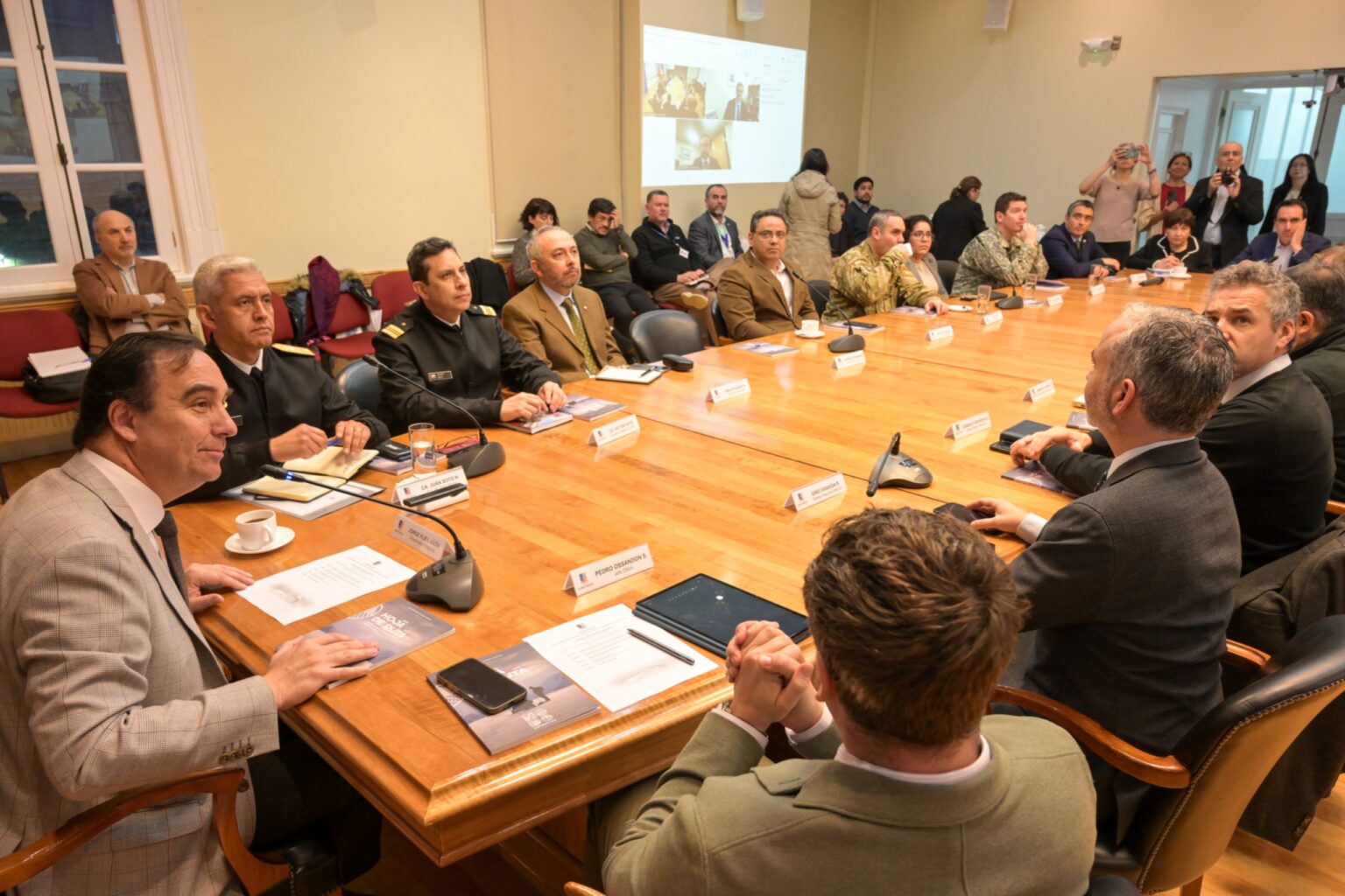 Comité Antártico Regional sesionó en Magallanes con ambiciosas hojas de ruta para el desarrollo nacional.