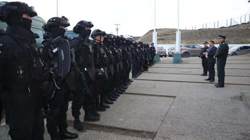 Gendarmería refuerza seguridad en el complejo penitenciario de punta arenas con operativo de registro y allanamiento