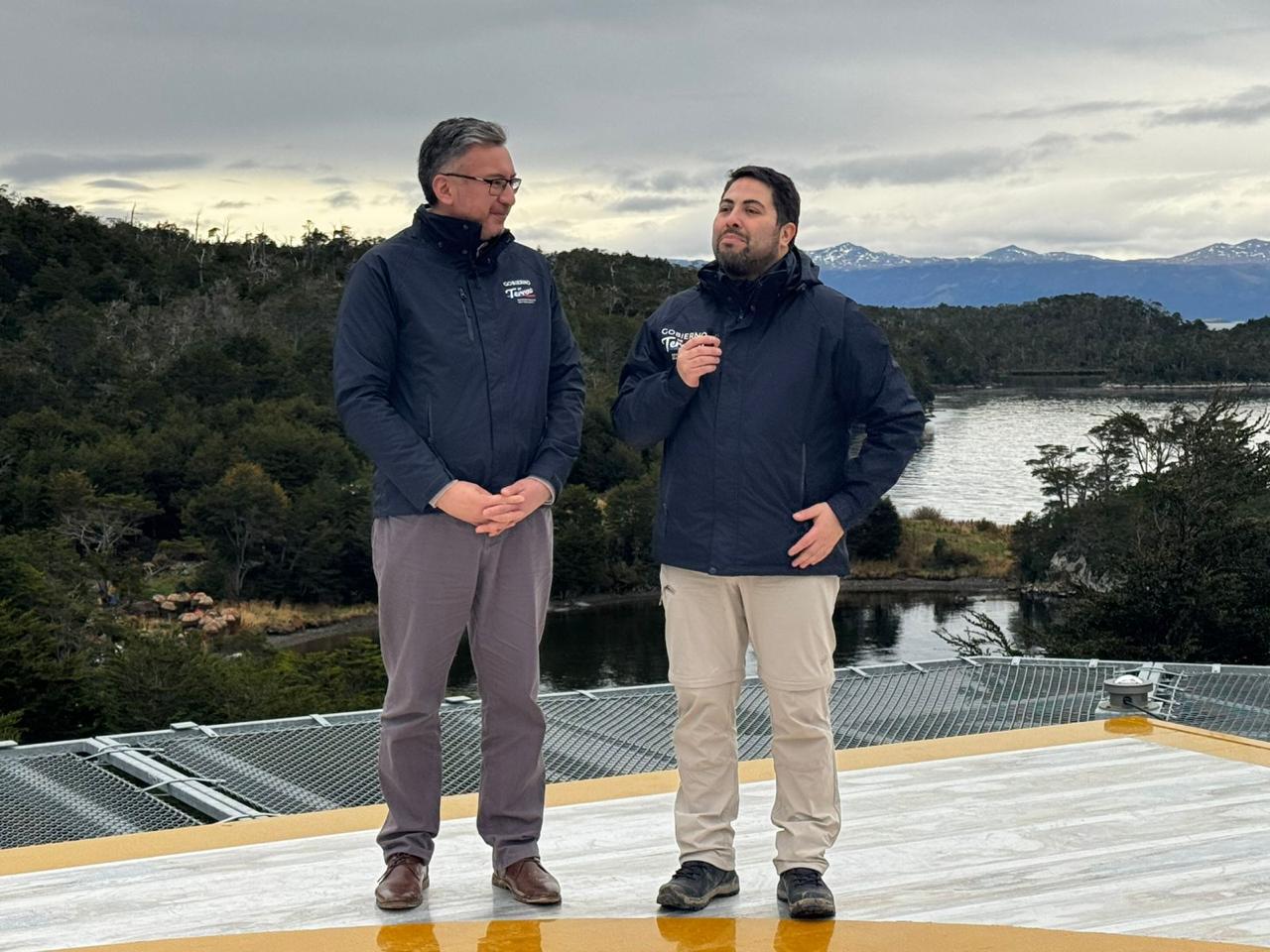 Nutrida agenda en terreno desplegó el Seremi de Energía en la provincia Antártica Chilena  