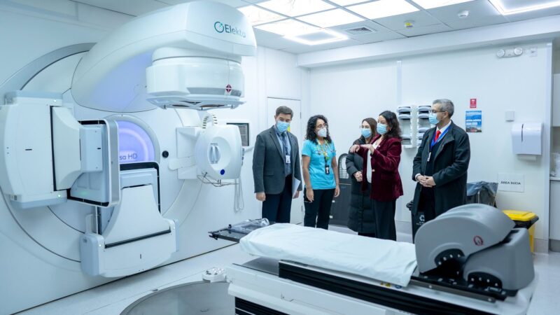 Autoridades regionales conocen en terreno la respuesta oncológica del Hospital Clínico de Magallanes