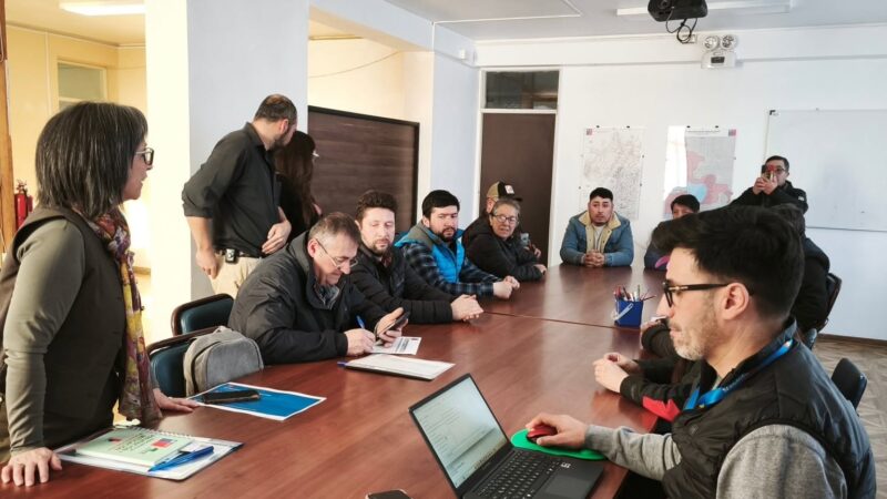 Delegada Provincial de Tierra del Fuego se reúne con mineros del sector Cordón Baquedano