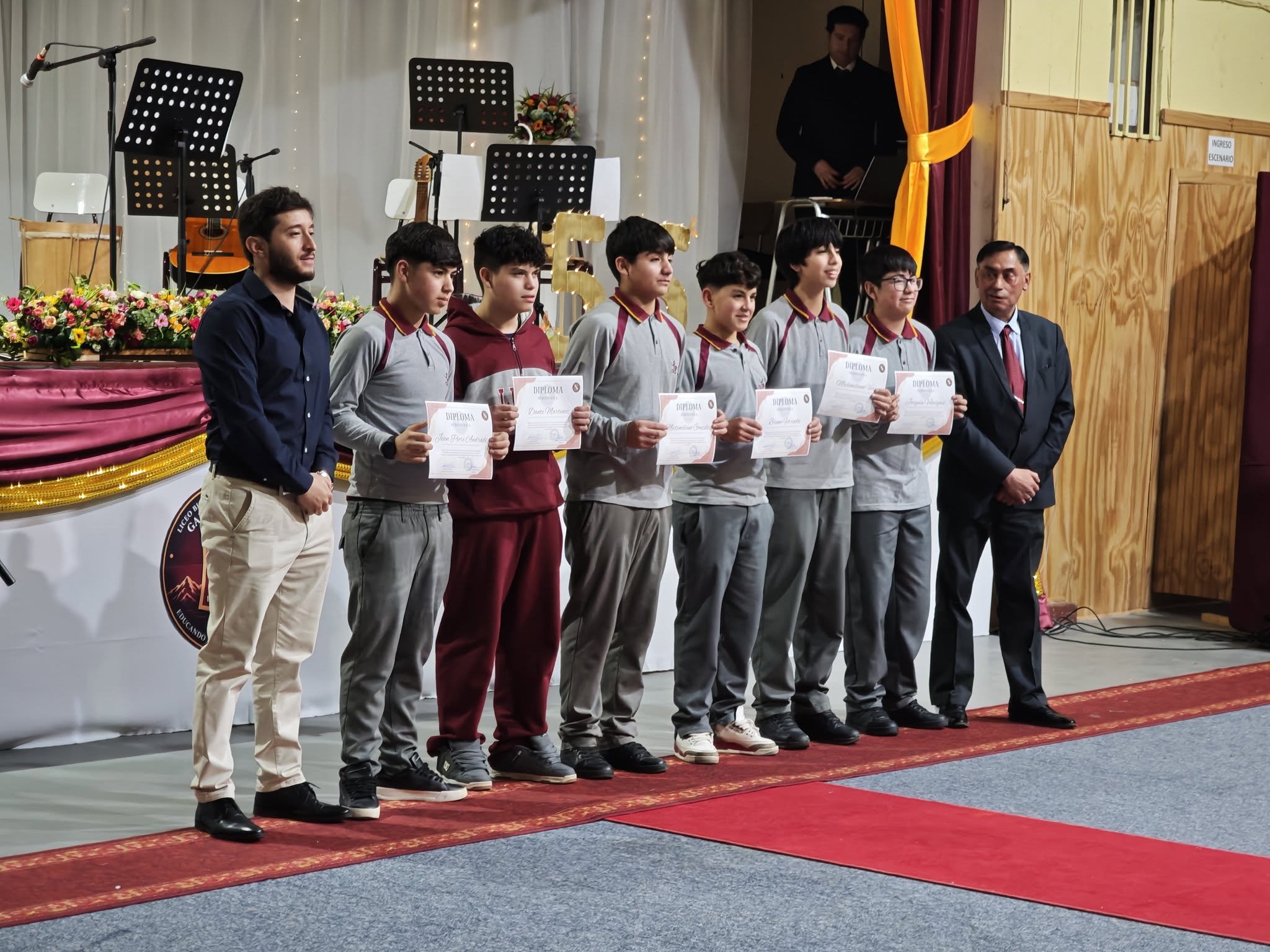 Liceo Bicentenario Gabriela Mistral de Puerto Natales cumplió 56° aniversario.