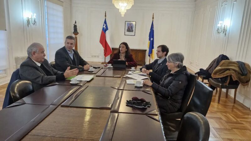 Delegación Presidencial de Magallanes busca destrabar proyectos para el desarrollo antártico.