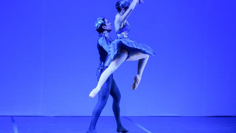 Ballet Juvenil del Teatro Municipal de Santiago deslumbra al público en Punta Arenas con dos funciones repletas.