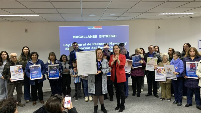 SENAMA Magallanes destaca derechos fundamentales garantizados en la nueva Ley Integral de Personas Mayores.