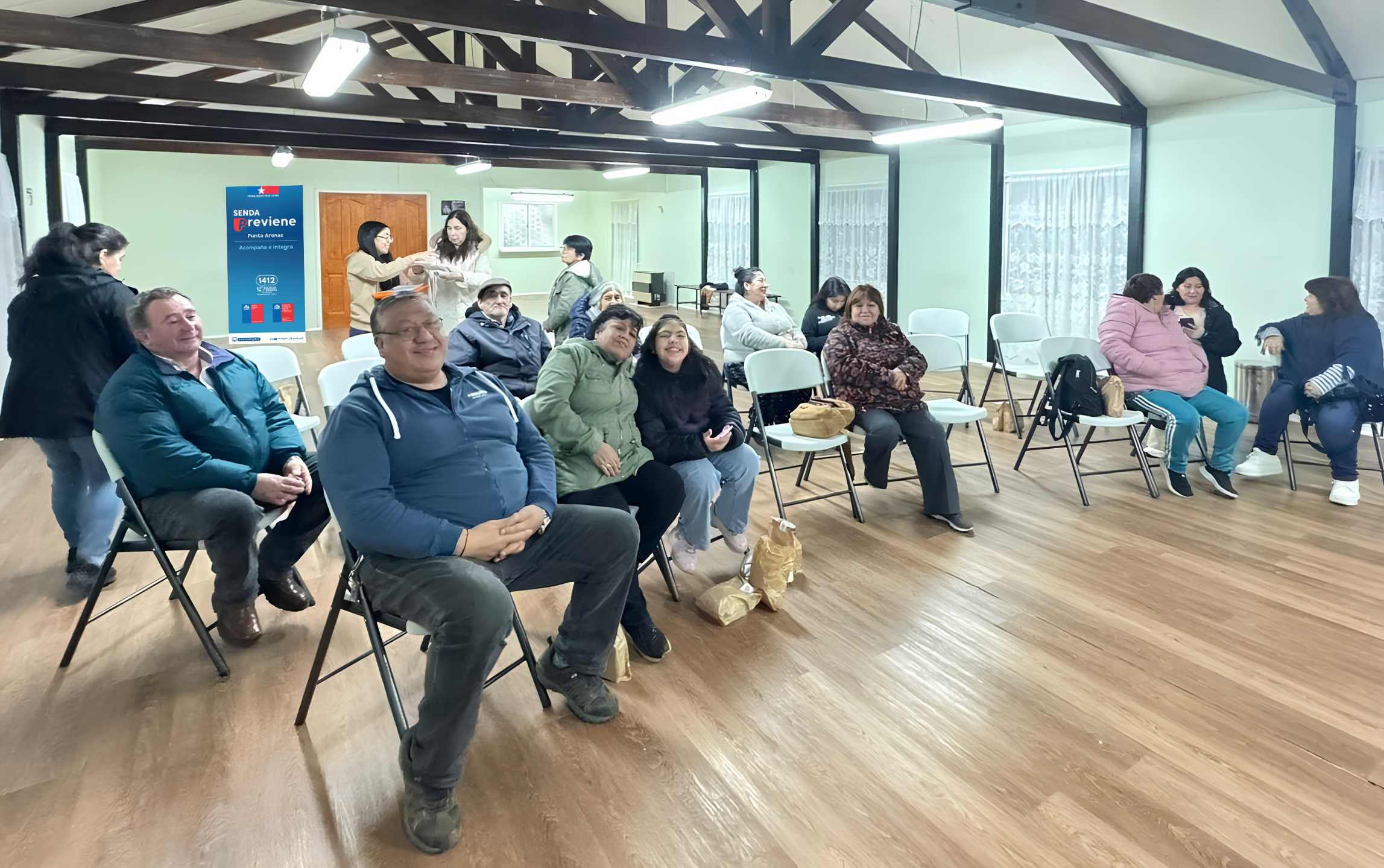 Taller preventivo contra consumo de drogas y alcohol realiza SENDA en población Nelda Panicucci de Punta Arenas
