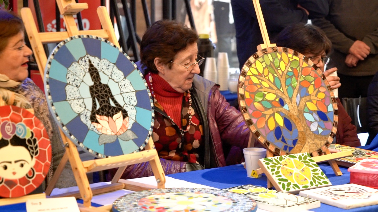 Personas mayores de Punta Arenas exhibieron su talento en muestra municipal