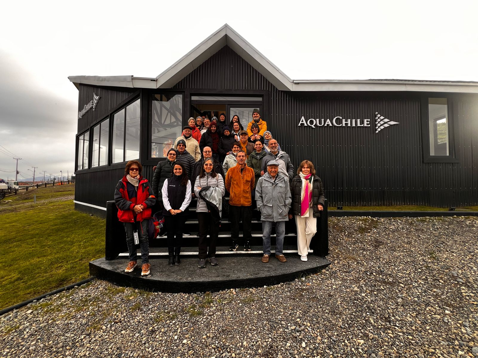 Más de 1.000 personas visitaron Casa Abierta de AquaChile en Magallanes durante 2025.