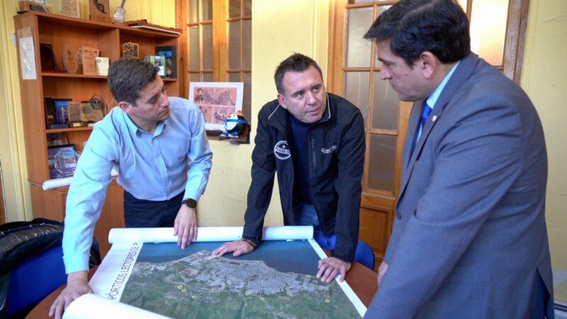 Alcalde de Punta Arenas se reúne con Seremi de Seguridad para abordar problema