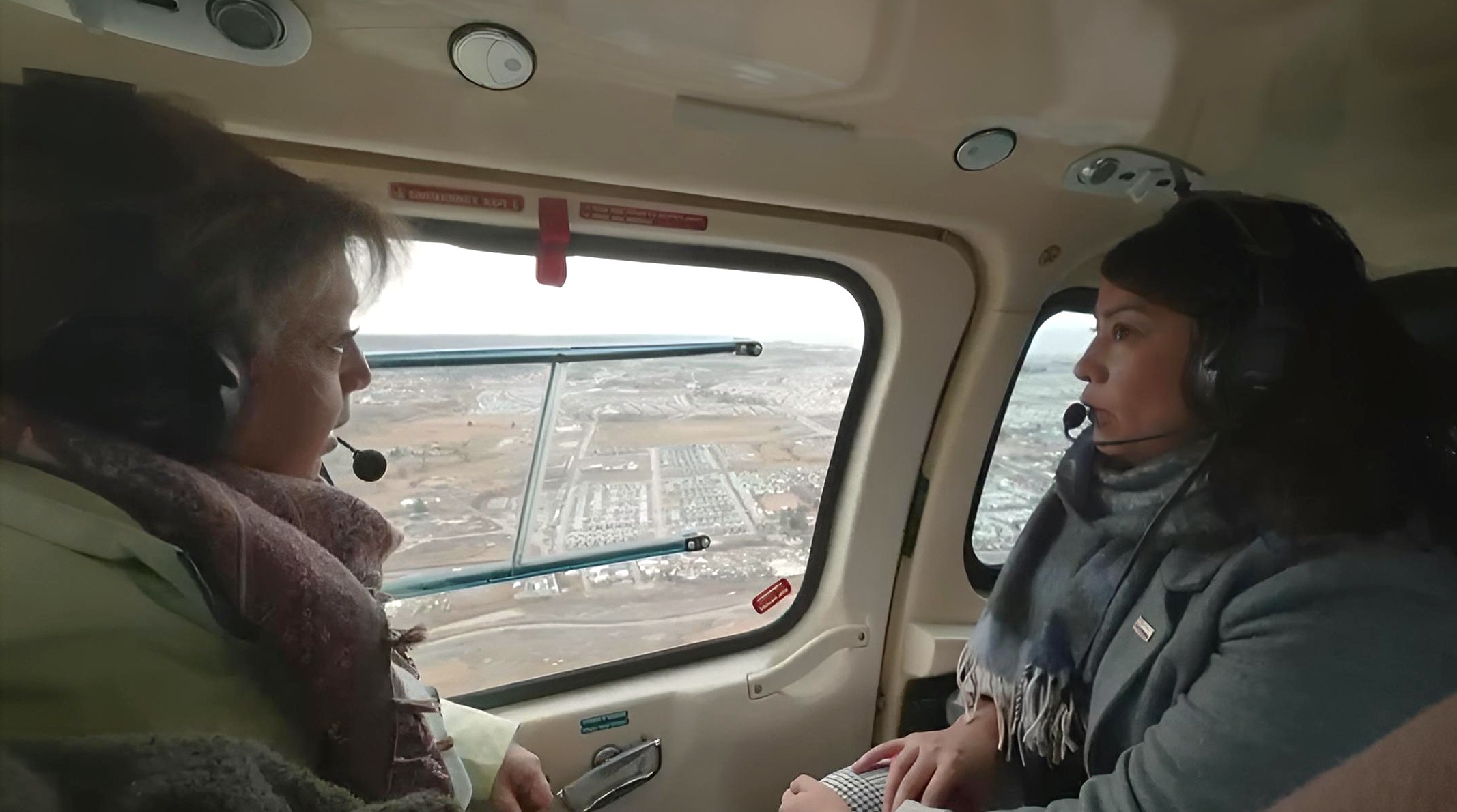 Delegada Presidencial Regional encabezó evaluación aérea de sectores vulnerables para reforzar prevención invernal en Punta Arenas.