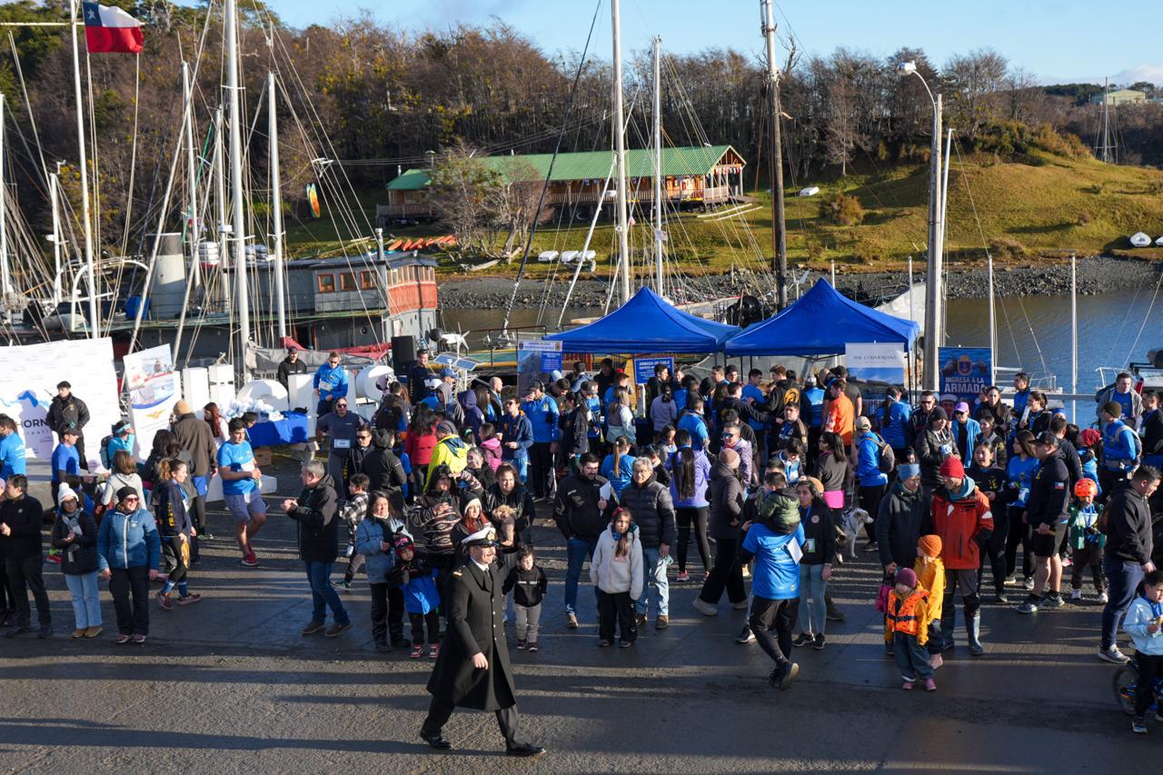 Más de 400 personas participaron en la Corrida Familiar del Mes del Mar más austral del mundo