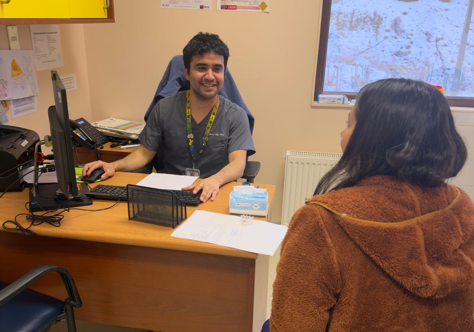 Hospital Comunitario Cristina Calderón de Puerto Williams incorpora la atención telemática de especialistas.