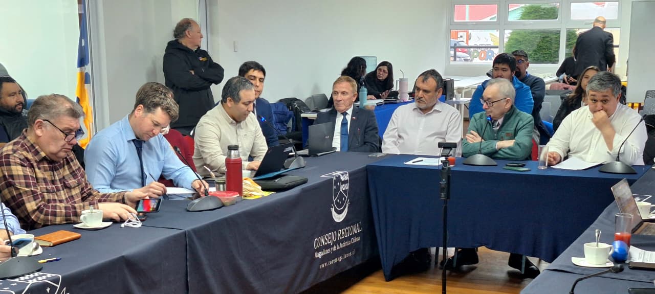 SEREMI de Educación destaca avances en la Escuela Bernardo O’Higgins de Porvenir y reafirma compromiso con el fortalecimiento de la educación pública.