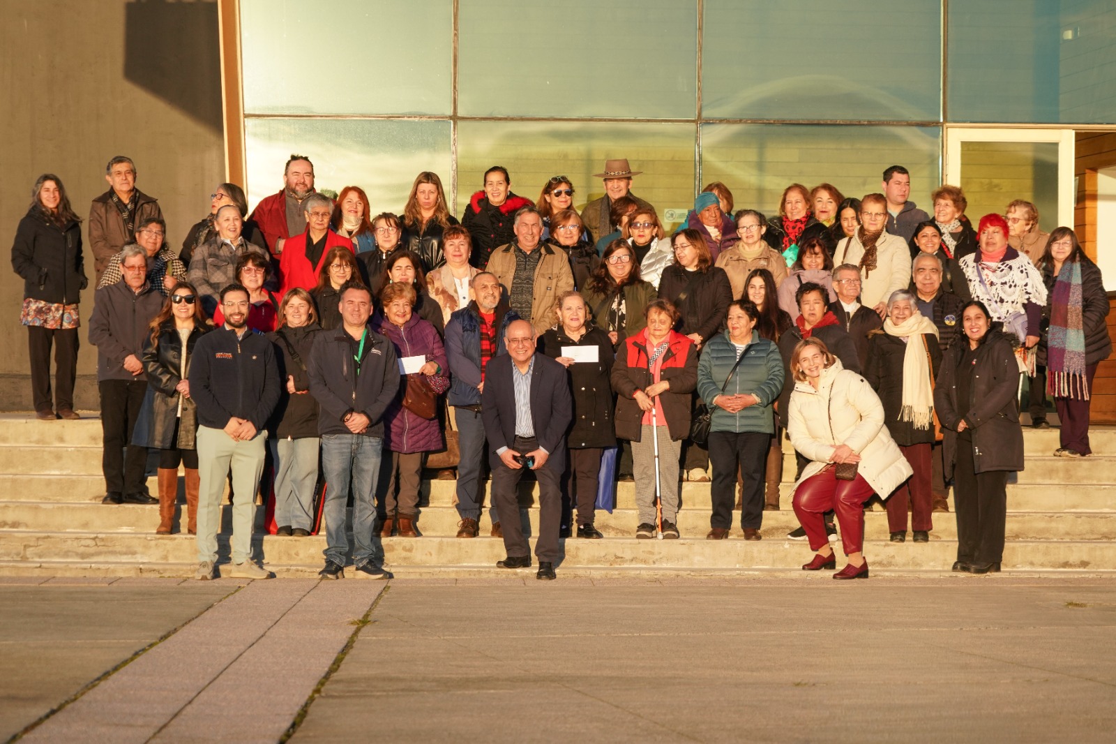 37 organizaciones comunitarias de Punta Arenas recibieron Fondos PAIC del municipio.