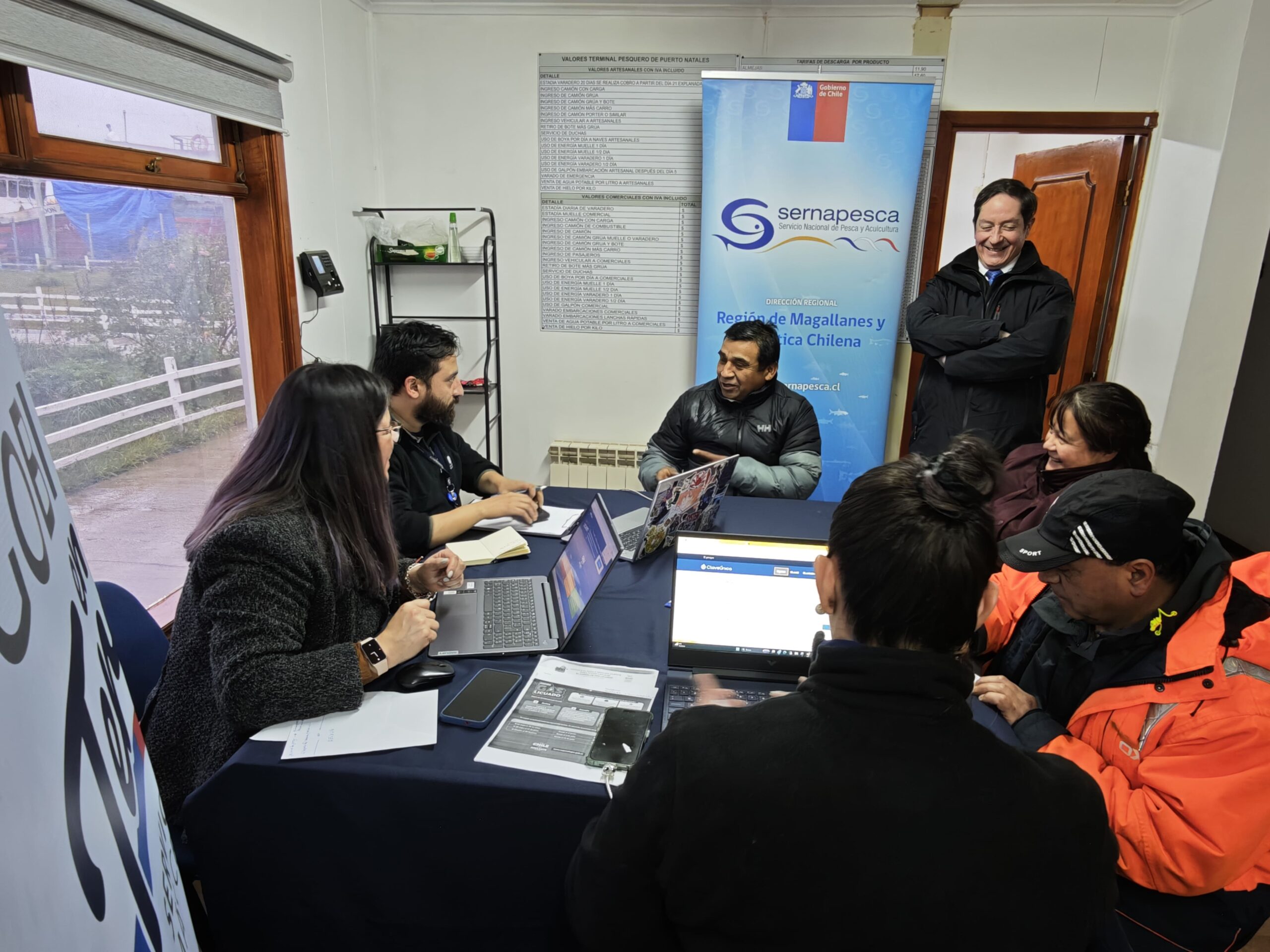 Gobierno en Terreno acercó beneficios y servicios a pescadores artesanales de Puerto Natales