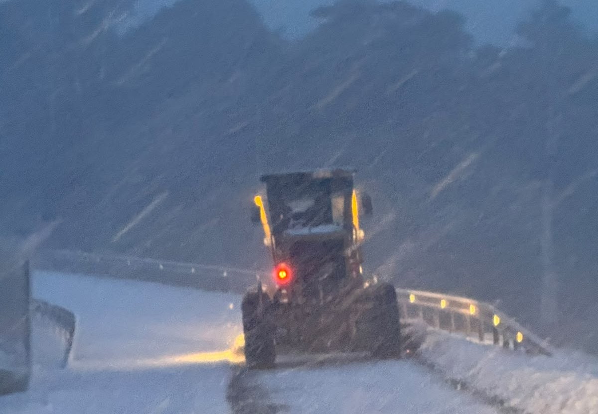 Fuertes nevadas se registraron este fin de semana en Puerto Williams.