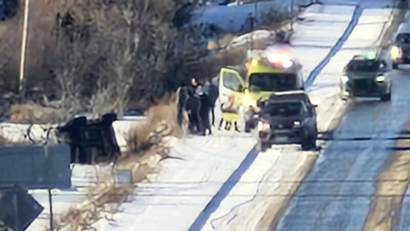 Volcamiento en camino al Cerro Andino deja una persona lesionada en Punta Arenas