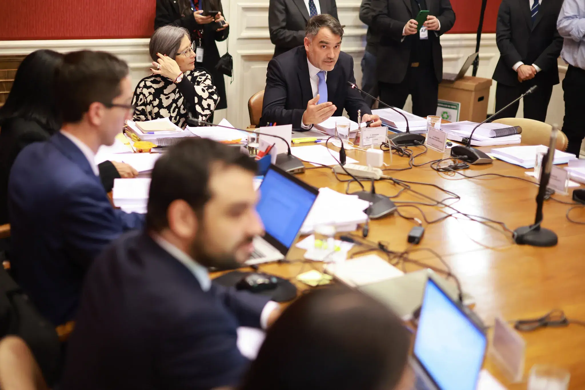 Proyecto de ley de Reconstrucción Nacional: Comisión de Hacienda del Senado avanzó en votación de indicaciones.