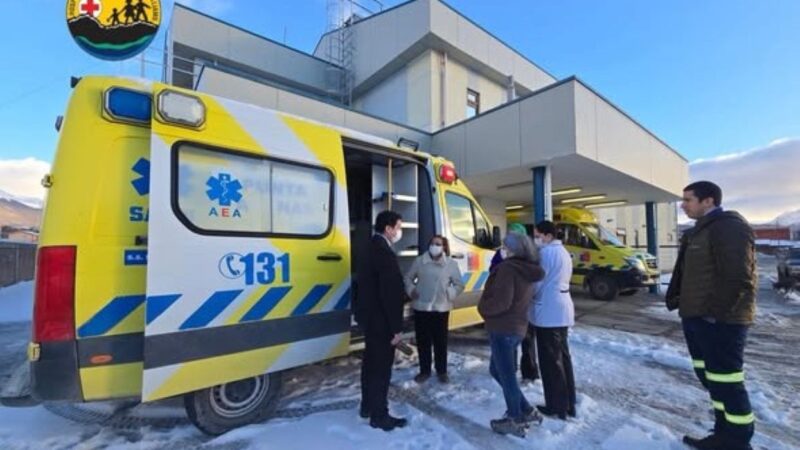 Hospital Comunitario Cristina Calderón anuncia segunda ambulancia y nuevos exámenes de laboratorio para Puerto Williams.