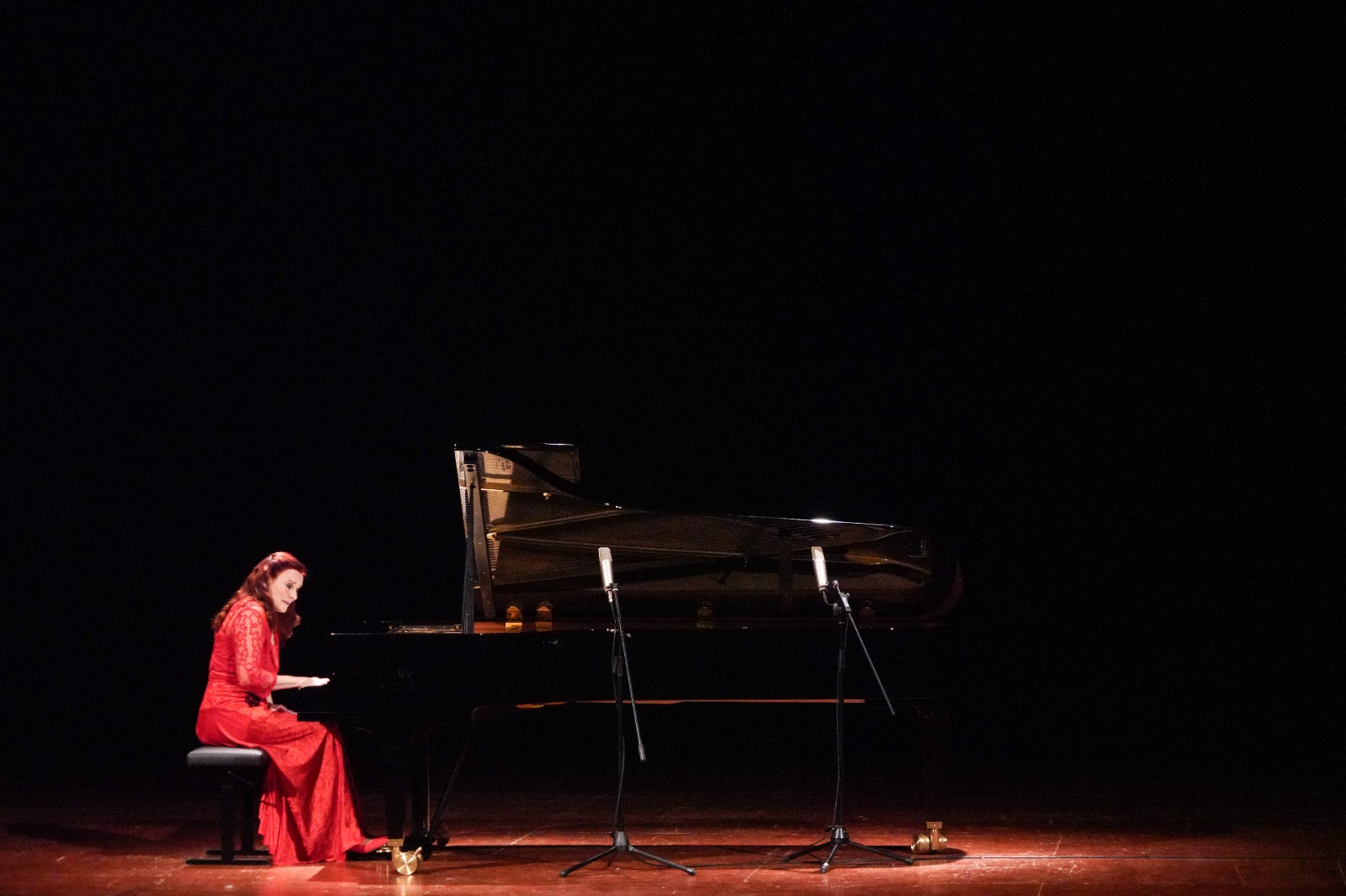 Beatrice Berthold cautivó al público en el inicio del ciclo de Piano en Punta Arenas.