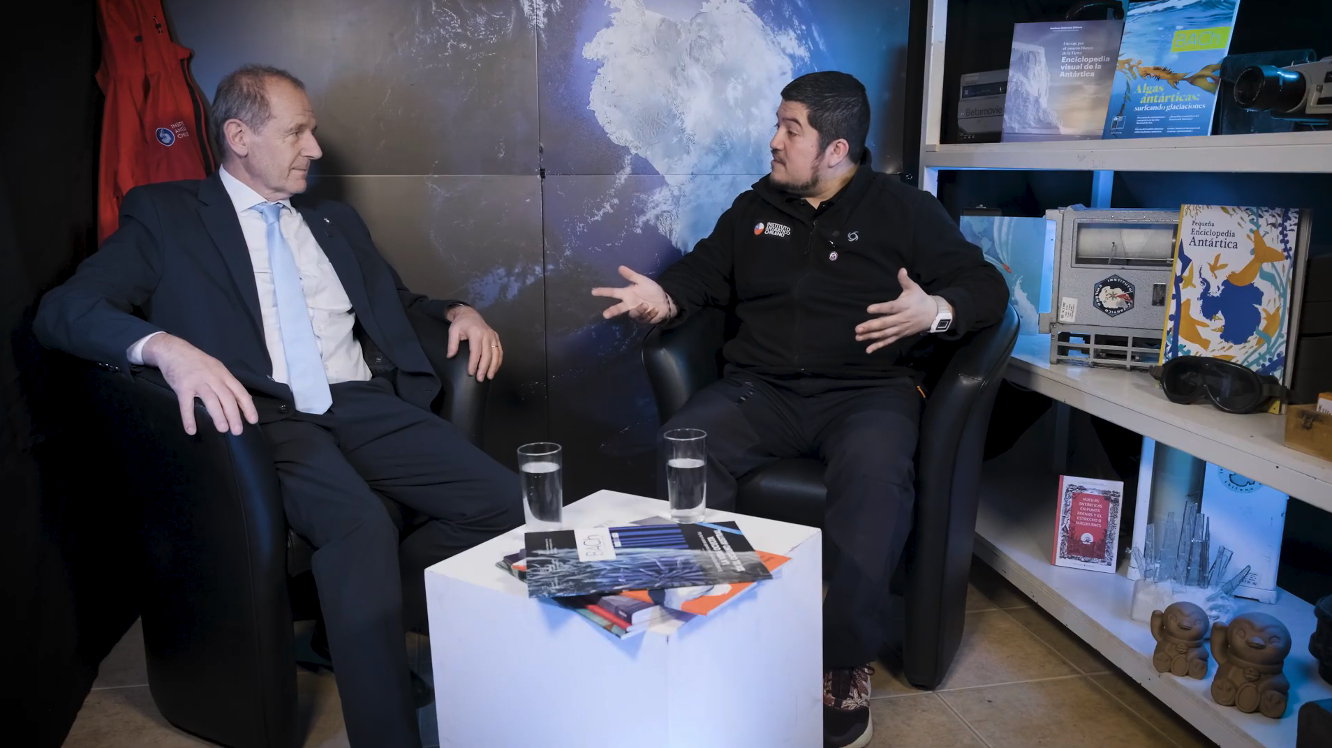 De la Montaña al Continente Blanco: entrevista con Gino Casassa Rogasinski, Director del INACH.